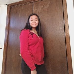 Meet your Posher, Rafaela